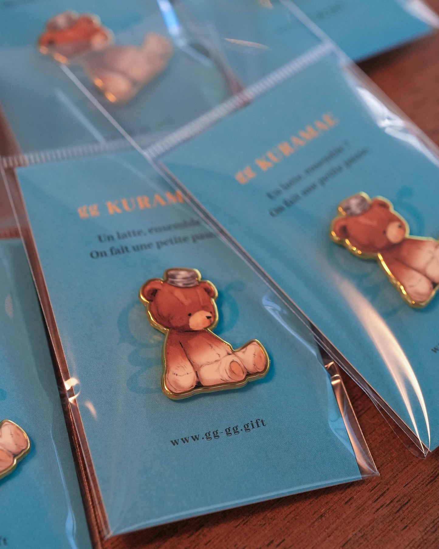 gg オリジナルピンバッジ